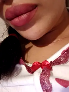 Sexlove1xo online show from November 2025 01:54:02 PM