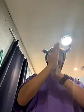 Snapshot of Anson0722 chatting on October 2025 03:35:01 PM Anson0722 online show from October 2025 03:35:01 PM