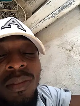 Snapshot of justyou2025 chatting on February 2025 10:04:02 AM justyou2025 online show from February 2025 10:04:02 AM