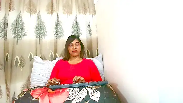 Snapshot of Indian_Erotic69 chatting on July 2026 06:47:02 AM Indian Erotic69 online show from July 2026 06:47:02 AM