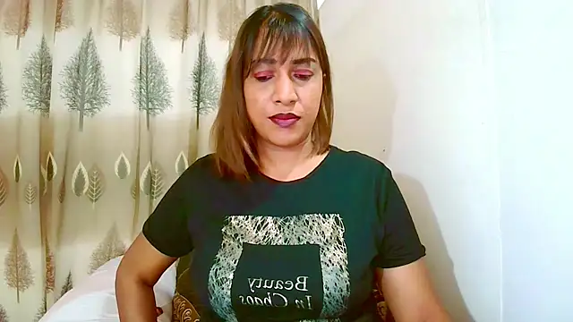 Snapshot of Indian_Erotic69 chatting on July 2026 04:50:01 AM Indian Erotic69 online show from July 2026 04:50:01 AM