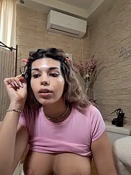 Bella Posh online show from March 2026 07:48:02 AM