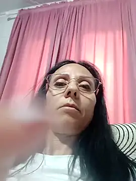 Snapshot of Ramona870 chatting on September 2025 07:30:02 AM Ramona870 online show from September 2025 07:30:02 AM