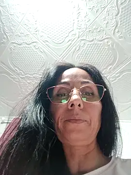 Snapshot of Ramona870 chatting on September 2025 07:36:01 PM Ramona870 online show from September 2025 07:36:01 PM