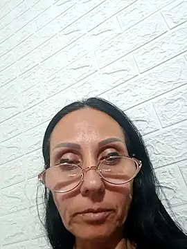 Snapshot of Ramona870 chatting on November 2025 12:49:02 PM Ramona870 online show from November 2025 12:49:02 PM