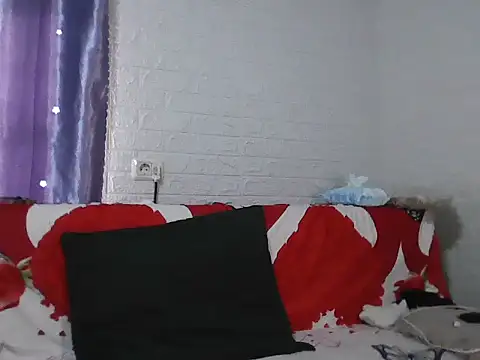 Snapshot of Ramona870 chatting on February 2026 09:03:02 AM Ramona870 online show from February 2026 09:03:02 AM