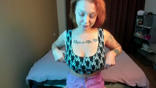 Snapshot of Mystic_Doll chatting on September 2025 08:24:02 PM Mystic Doll online show from September 2025 08:24:02 PM