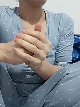 BUSE8821 online show from December 2025 02:24:02 PM