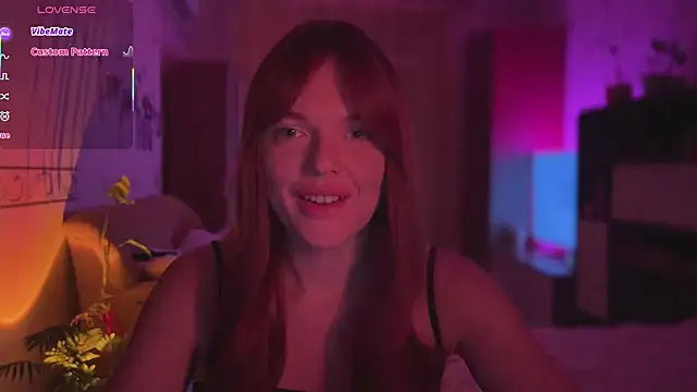 Snapshot of CherryRed_Girl chatting on June 2026 10:54:02 PM CherryRed Girl online show from June 2026 10:54:02 PM