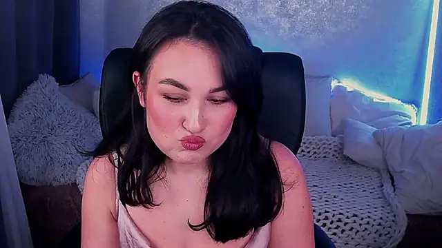 LilyFoxyy online show from February 2025 02:27:02 PM