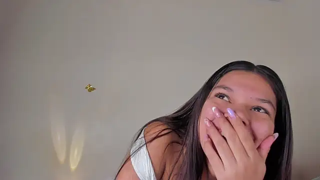 violett 24  online show from November 2025 12:03:02 AM