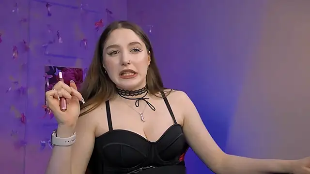 hazel sullivan online show from March 2026 11:37:02 AM