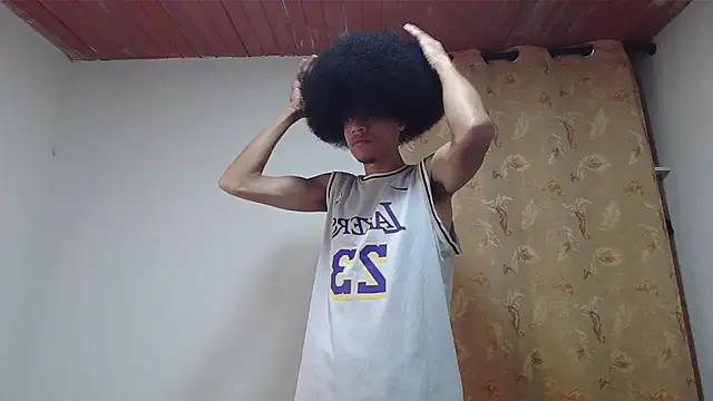 Smith Gael online show from December 2025 11:09:02 PM