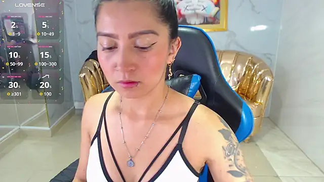 madhison klain s online show from September 2025 02:06:02 PM