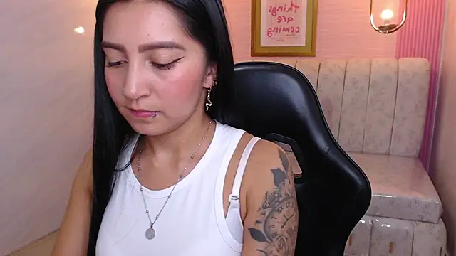 madhison klain s online show from October 2025 08:19:02 PM