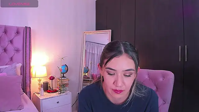 natashaleightt online show from March 2025 03:26:02 AM