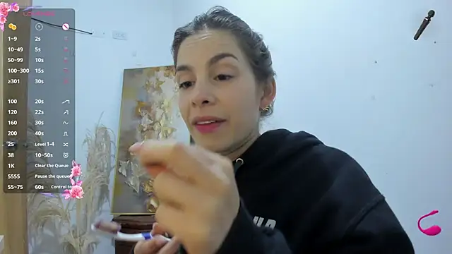 jessyegoldenn online show from October 2025 12:01:02 AM