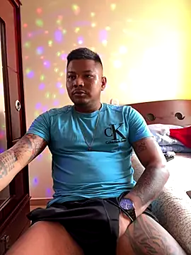 Saipuer31 online show from December 2025 03:07:01 PM