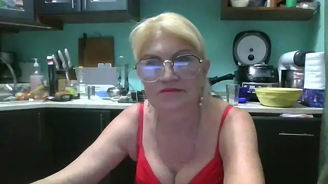 Snapshot of Heidi-Helga chatting on October 2025 06:59:01 PM Heidi-Helga online show from October 2025 06:59:01 PM