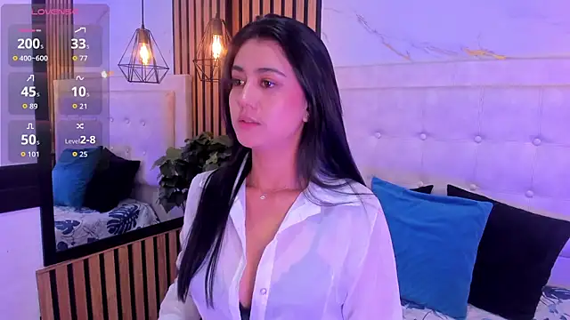 Madyson18 online show from April 2026 11:47:01 AM