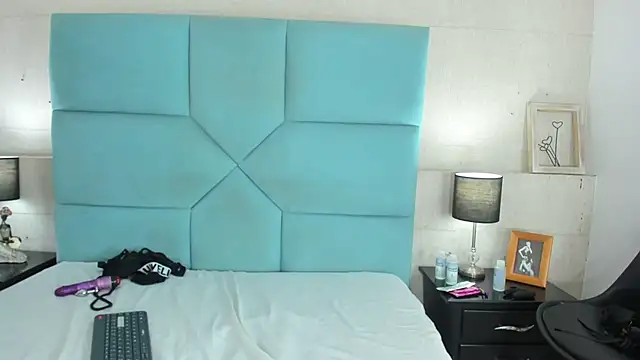 Maximiliano  Fire online show from March 2025 07:15:02 PM