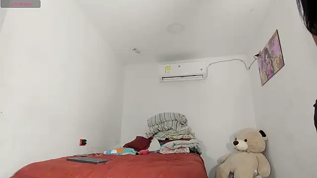 flor herrera01 online show from March 2026 04:08:01 AM