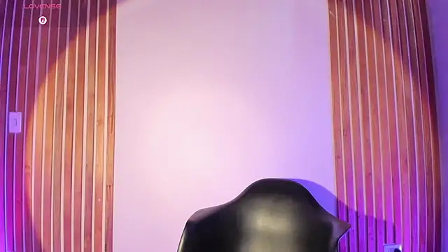 sweetviolet   online show from May 2026 12:56:01 PM