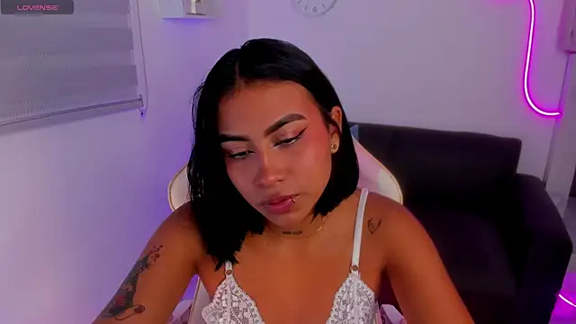 Ivyy Moon  online show from September 2025 02:11:01 AM