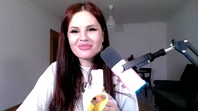 Della Ideal online show from March 2025 06:21:02 PM