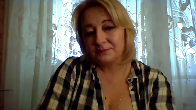 ArielXLoveresss online show from February 2025 09:33:01 AM