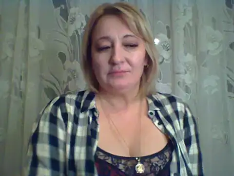 ArielXLoveresss online show from February 2025 05:42:01 PM