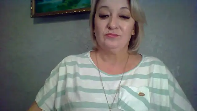ArielXLoveresss online show from November 2025 08:36:02 AM