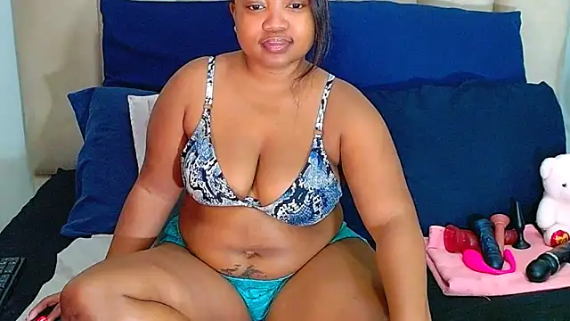 Snapshot of SEXYASSTINAXXX chatting on May 2026 06:33:01 AM SEXYASSTINAXXX online show from May 2026 06:33:01 AM