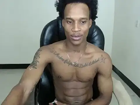 thomas love11 online show from February 2025 12:10:02 AM