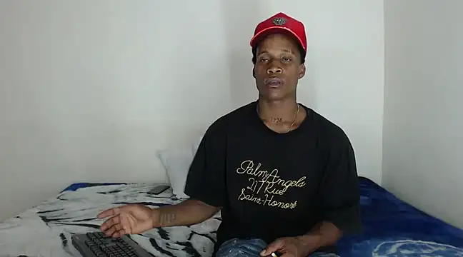 thomas love11 online show from March 2025 04:35:01 AM