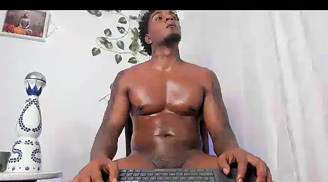 LOGAN DRAKE online show from March 2025 09:46:01 AM