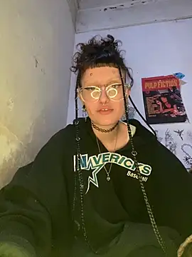 Snapshot of KititA12 chatting on December 2025 03:22:01 AM KititA12 online show from December 2025 03:22:01 AM