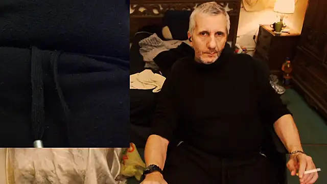 maxdaddy690 online show from October 2025 10:55:02 PM