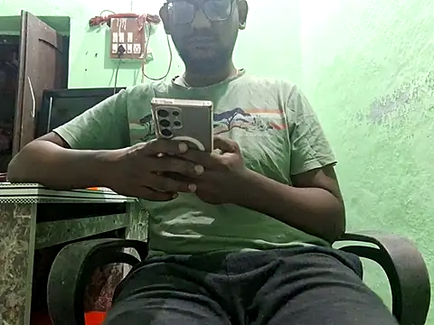 wildfun  online show from December 2025 08:34:01 AM