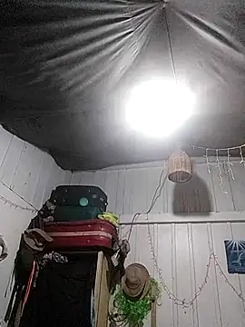 Fellyna online show from September 2025 04:52:02 PM