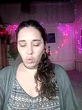 Fellyna online show from September 2025 04:52:02 PM