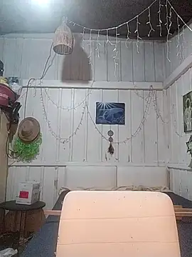 Fellyna online show from October 2025 08:05:02 PM