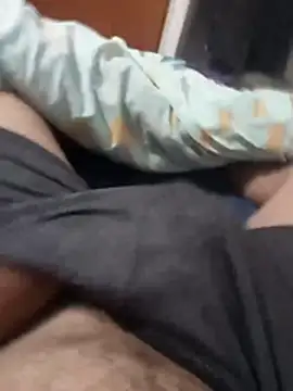 omeriz online show from October 2025 01:55:02 PM