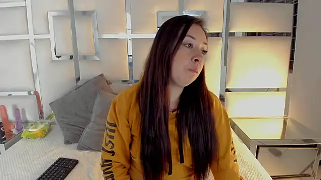 Snapshot of Celeste_X chatting on November 2025 04:26:02 AM Celeste X online show from November 2025 04:26:02 AM