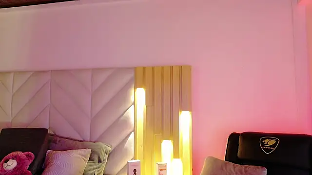 Anaise latif online show from March 2026 11:48:02 AM