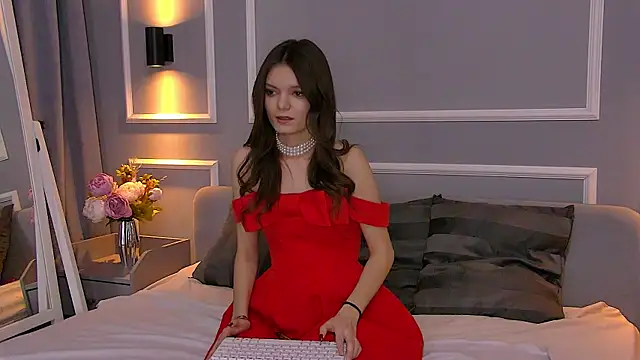 AsterQuinn online show from March 2025 06:43:02 PM