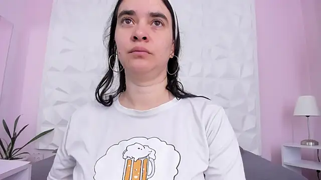 Valeriagomez  online show from September 2025 12:05:02 PM