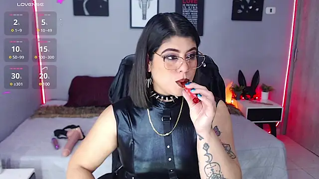 Veronika metal online show from March 2025 12:17:01 PM