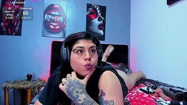 Veronika metal online show from March 2026 09:03:02 PM