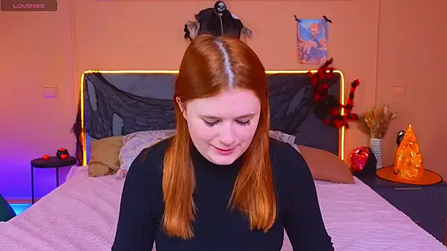 Eva Starlight online show from October 2025 04:07:02 AM